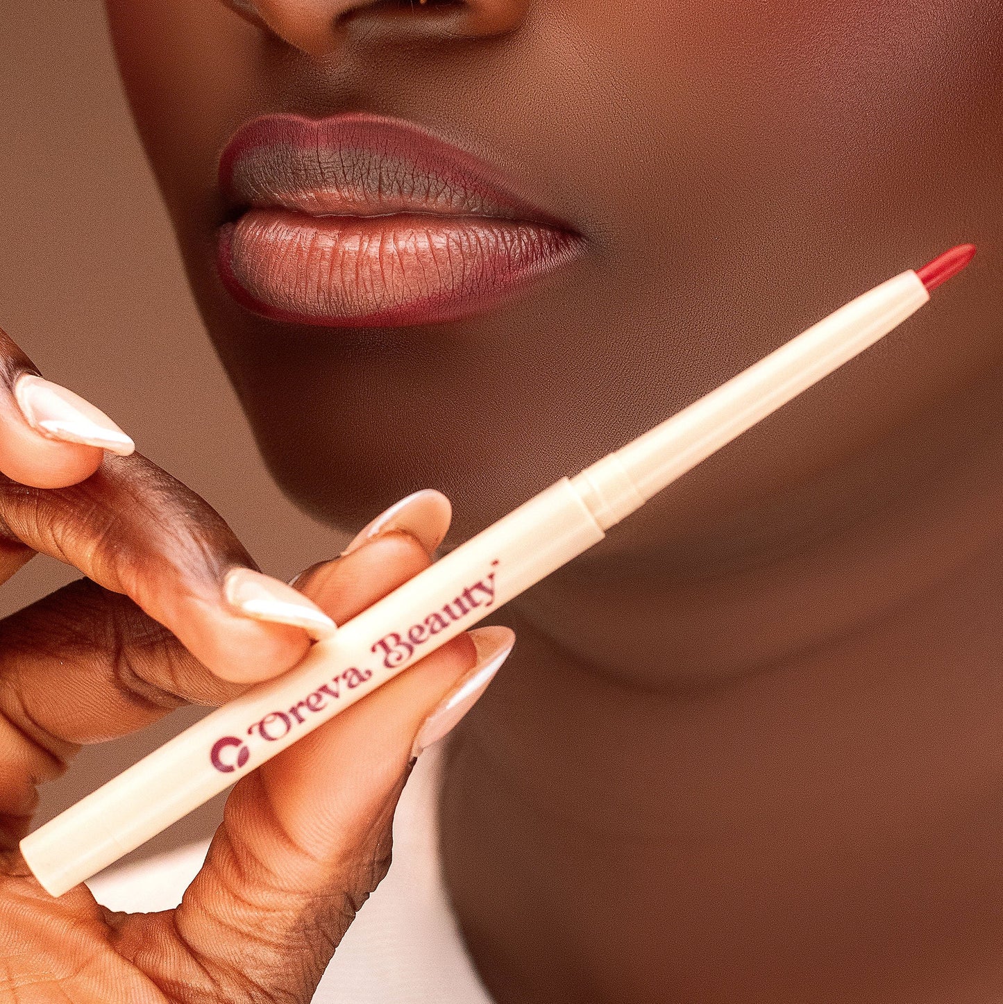 LIP LINER