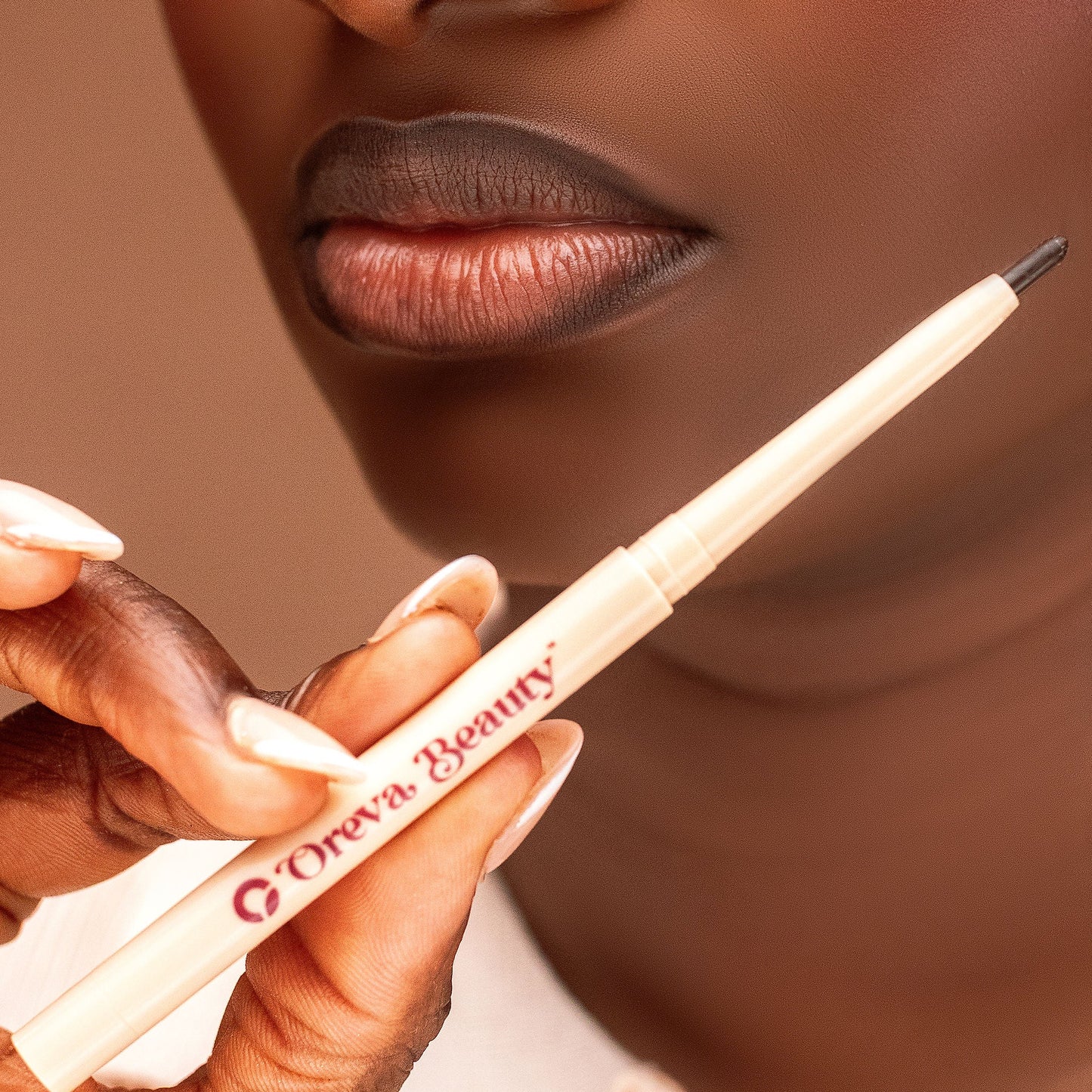 LIP LINER